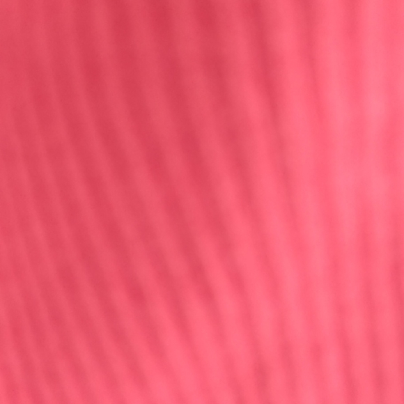 Red crop top - Picture 3 of 4